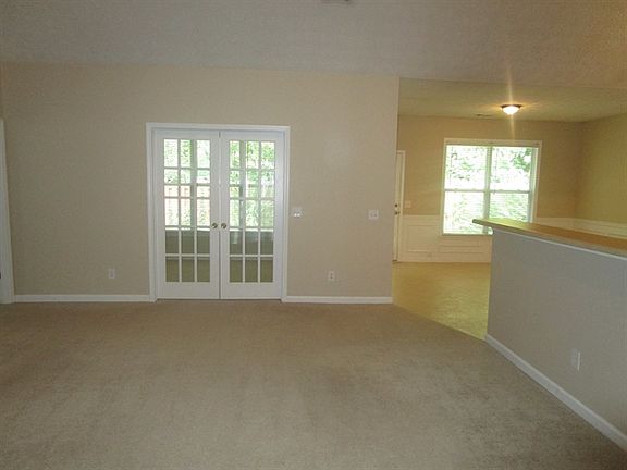 4th image of 2981 Cooper Woods Dr