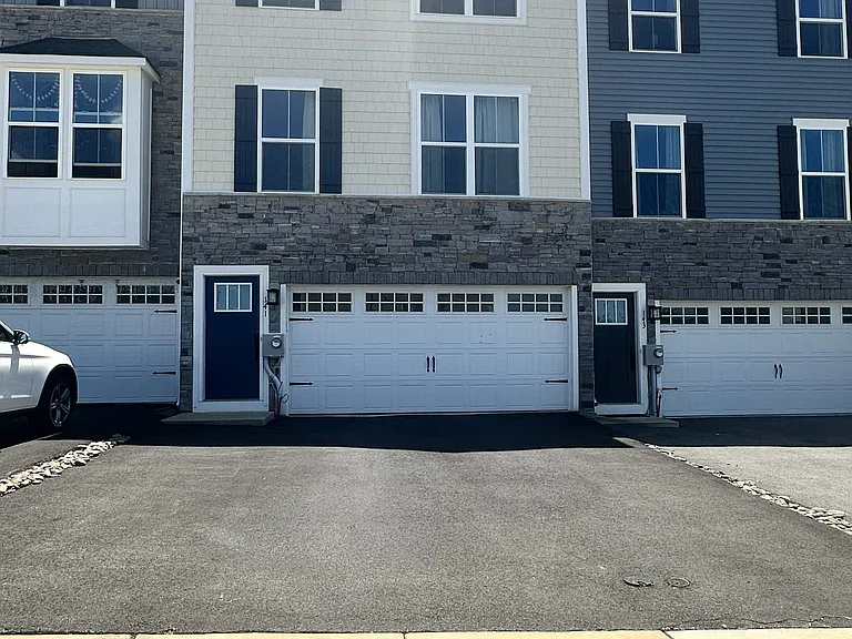 141 Arden Way — Photo 1