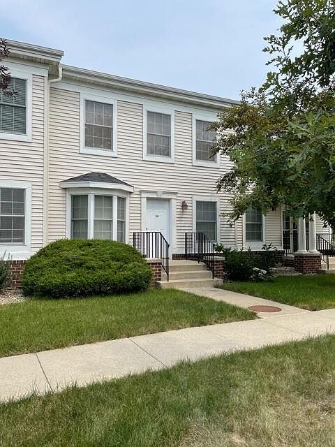 1st image of 2511 Bristol Dr Unit 104