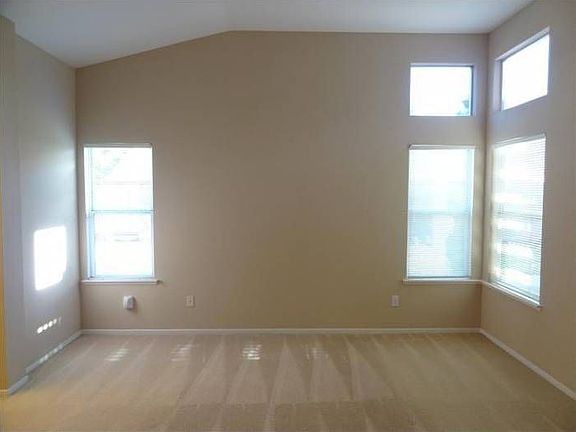 4th image of 9113 Redwater Dr