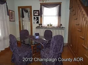 3rd image of 318 E Washington St #1