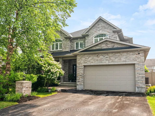 407 Landswood Way, Ottawa, ON K2S 0A3