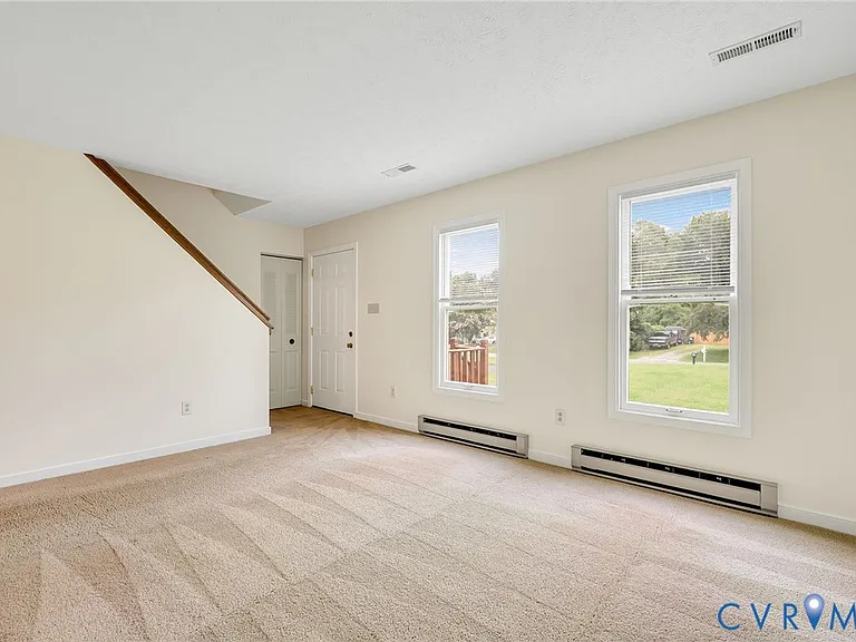 7432 Shire Pkwy — Photo 5