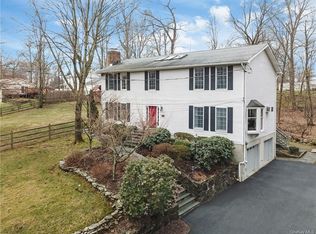 32 Rick Ln W, Cortlandt Manor, NY 10567