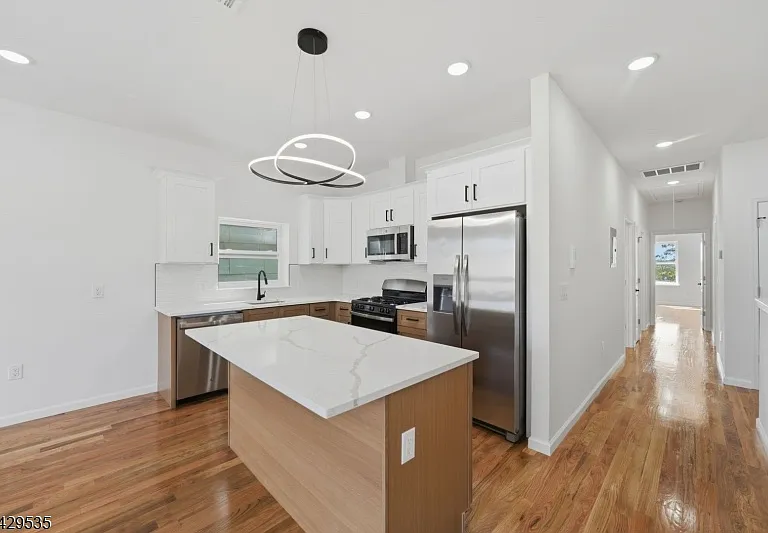 68 Sherman Ave #2 — Photo 1
