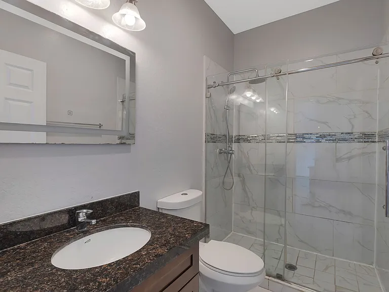 Desert View Apartments — Photo 53