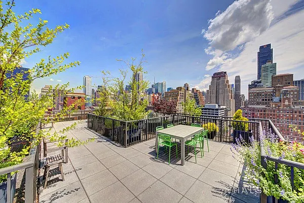 Rented by Halstead Real Estate | media 23