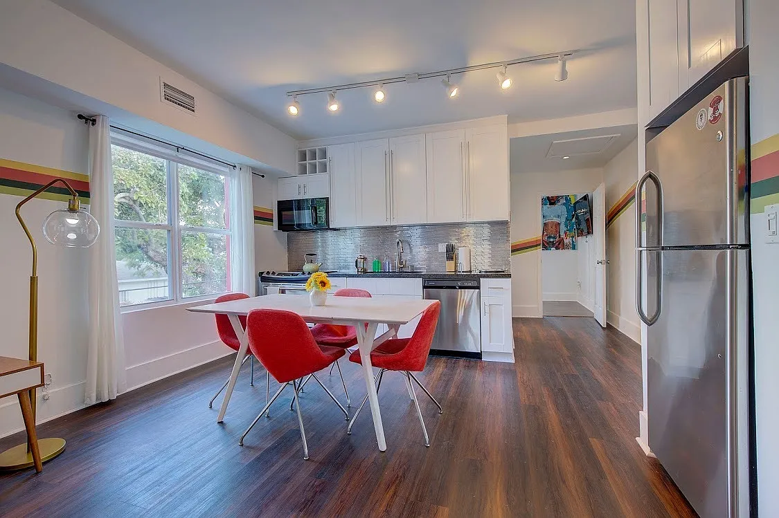 524 Northwest 35th Street — Photo 1