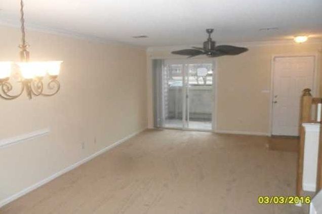 2nd image of 2319 Old Greenbrier Rd