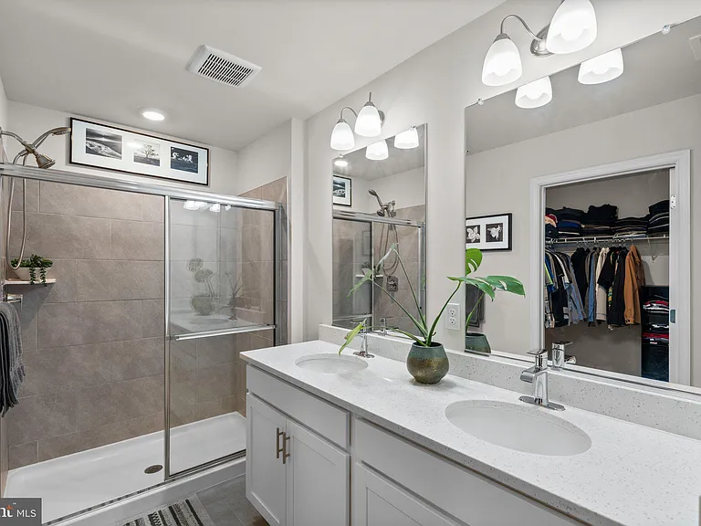 1801 Rankokus Dr — Photo 22