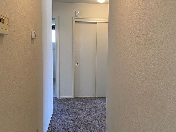 4th image of 2033 Hastings Dr