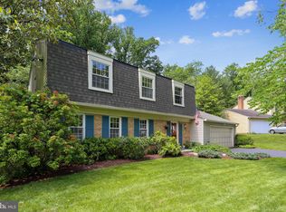 12212 Ambleside Dr, Potomac, MD 20854