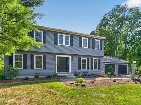 7 Winterhaven Drive, Orono, ME 04473