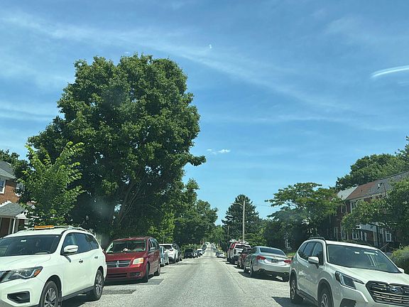 4th image of 939 Elm Ridge Ave