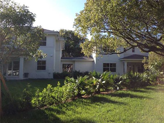 5th image of 1131 Cotorro Ave