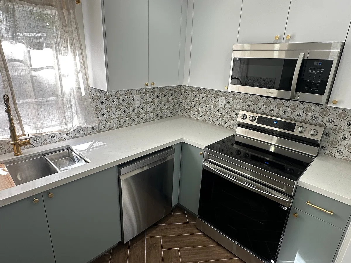 Building Photo - 7106 SW 112th Pl