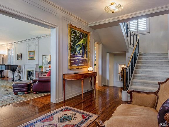 2nd image of 4501 E 6th Avenue Pkwy