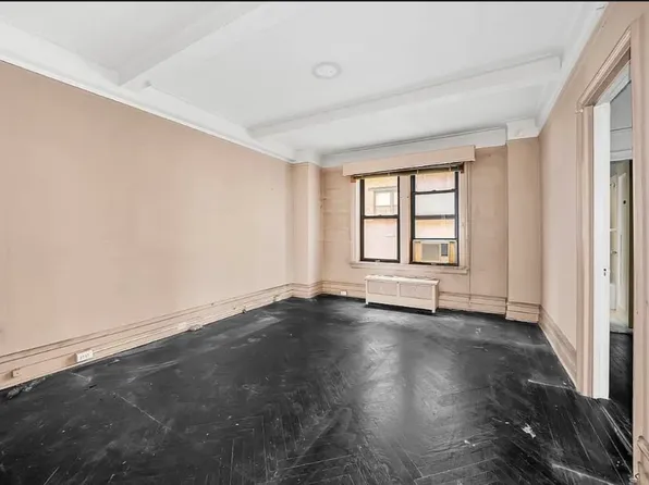 65 East 96th Street image 6 of 10