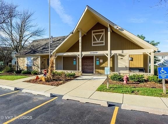 5th image of 363 Wilmington Dr