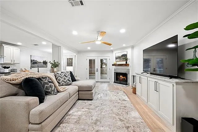 655 Colbert St #24 — Photo 2