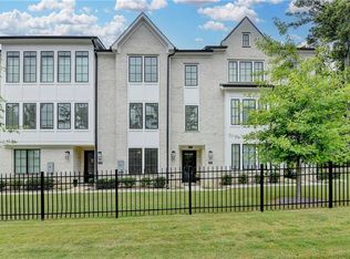 6892 Roswell Rd, Sandy Springs, GA 30328