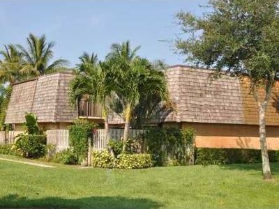 388 Lake Arbor Dr, Palm Springs, FL, 33461