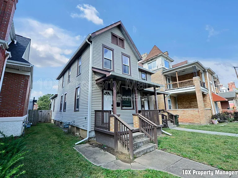 309 Wilson Ave — Photo 2