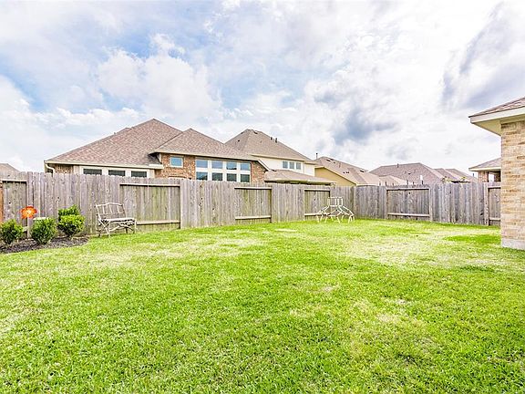 4th image of 4828 La Piedra Ln