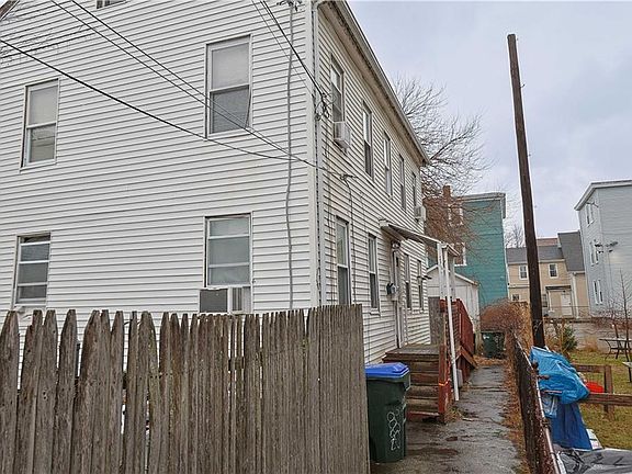 4th image of 203 Federal St