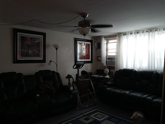 4th image of 7182 W Dickens Ave