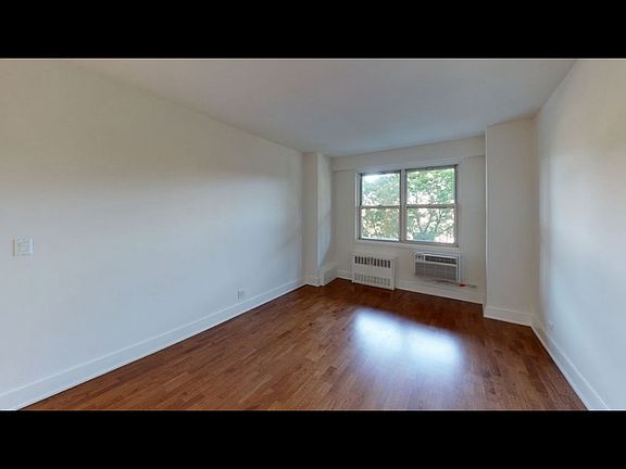 3rd image of 2950 Ocean Pkwy #6B