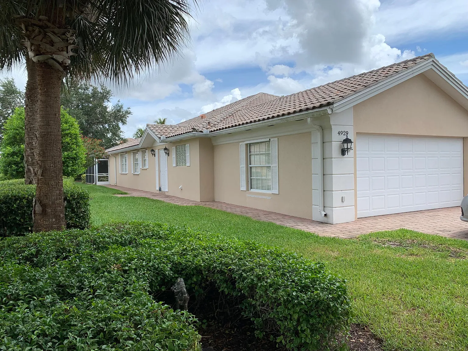 2 bed, 1680 sqft, $5,500 — Photo 1