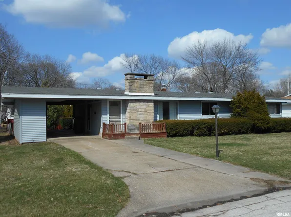 724 Madelyn Ave, Macomb, IL 61455