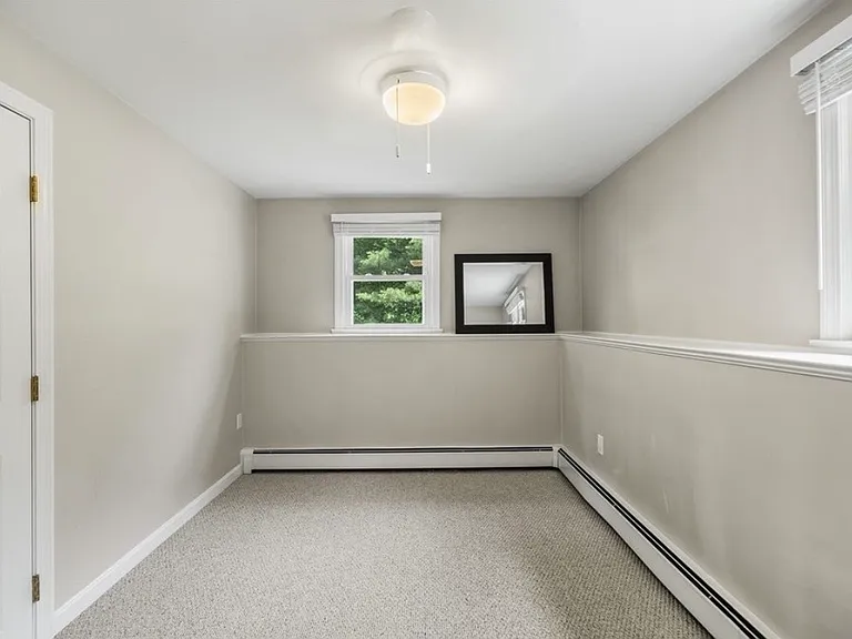 1348 Main St — Photo 12