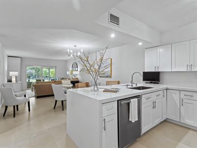 3010 NE 16th Ave #101, Oakland Park, FL, 33334
