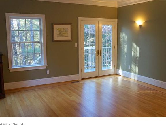 5th image of 23 Stonewall Dr