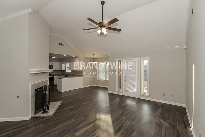 5293 Shady Ridge Dr — Photo 4