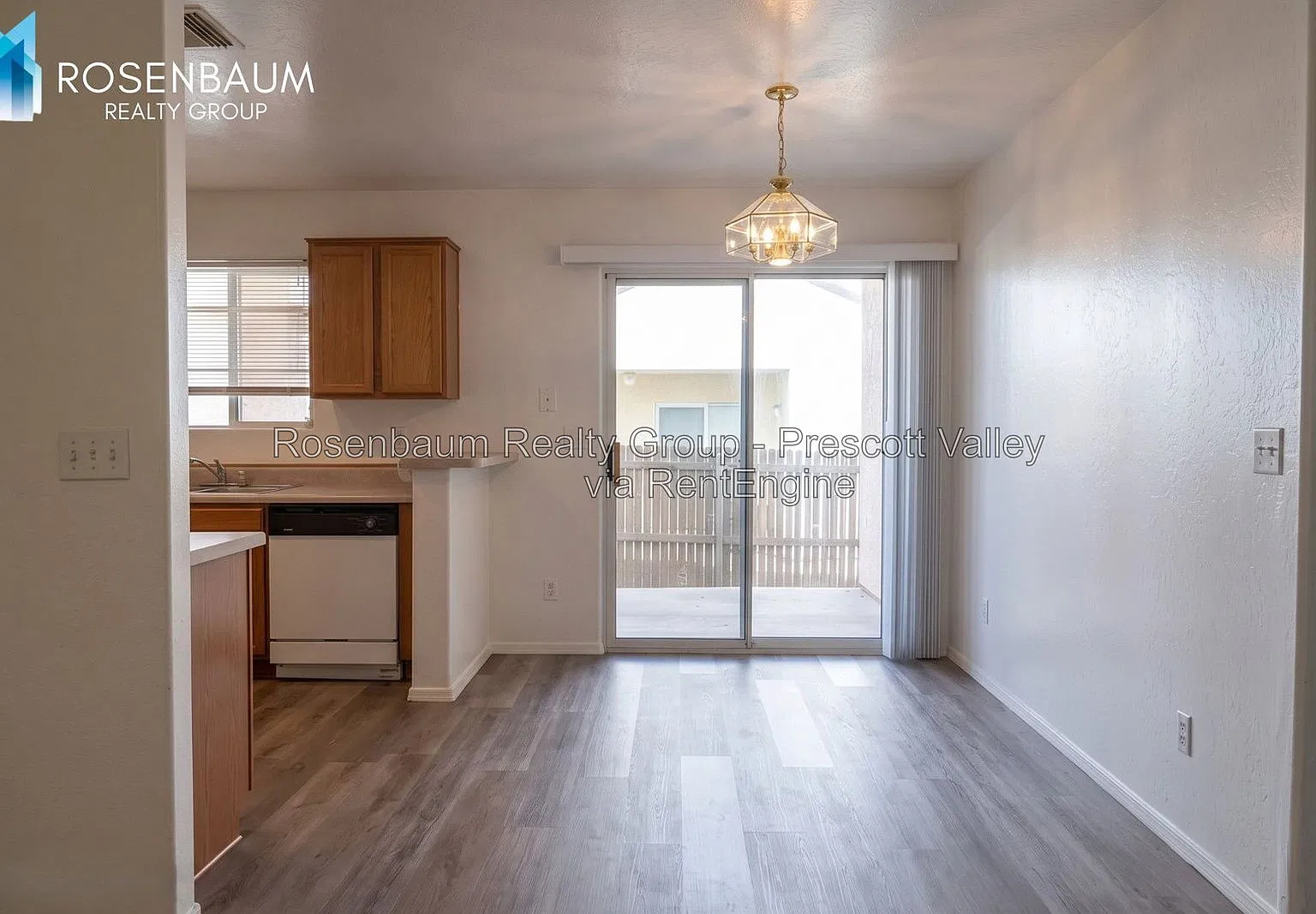2 bed, 2.0 bath, 1055 sqft, $1,725 — Photo 4