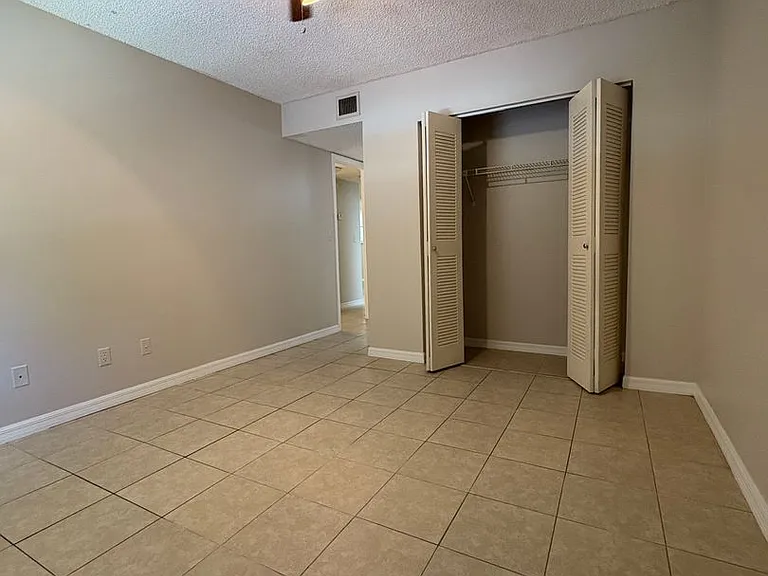 140 Orchid Woods Ct #7D — Photo 12