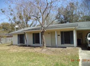 123 Colmer Cres, Ocean Springs, MS 39564