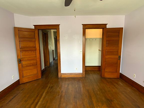 5th image of 2111 Lackawanna Ave
