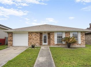 26 N Blue Ridge Ct, New Orleans, LA 70128