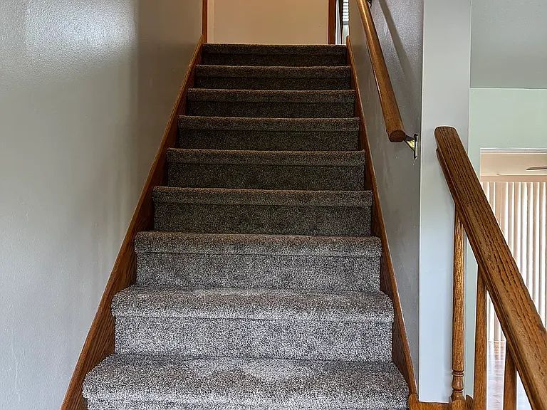 W186S8605 Douglas Dr — Photo 10