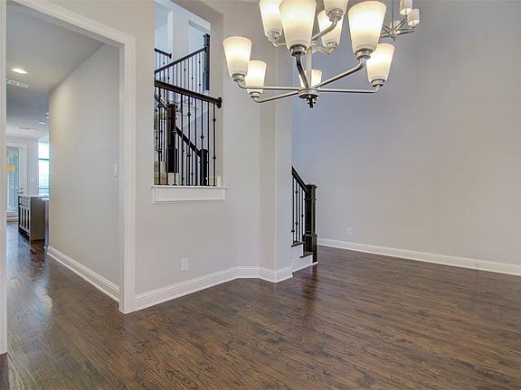 4th image of 7228 Notre Dame Dr