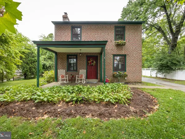 2978 Pennview Ave, Broomall, PA 19008