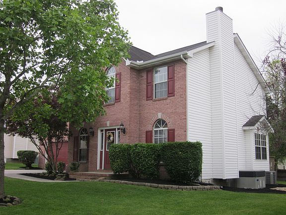 3rd image of 7025 Yellow Oak Ln