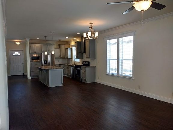 5th image of 1401 Scenic View Ln