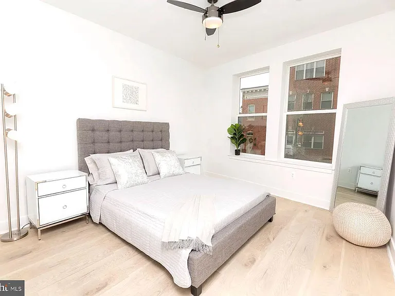 1702 Light St #302 — Photo 5