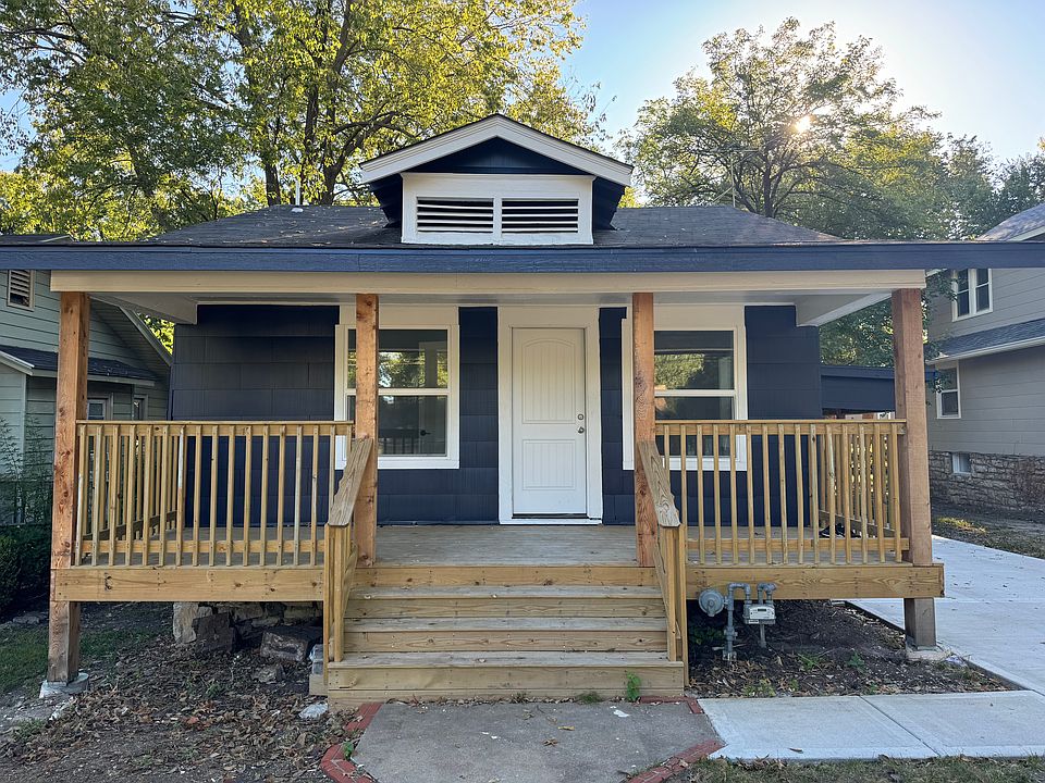 1st image of 7219 Main St