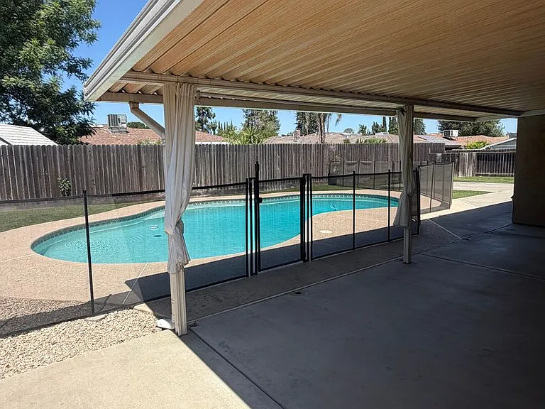 2568 Mayfair Ct — Photo 25